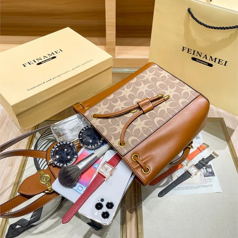 Women's handbag 2025 new fashionable contrasting color backpack high-end feeling carriage large capacity backpack for women